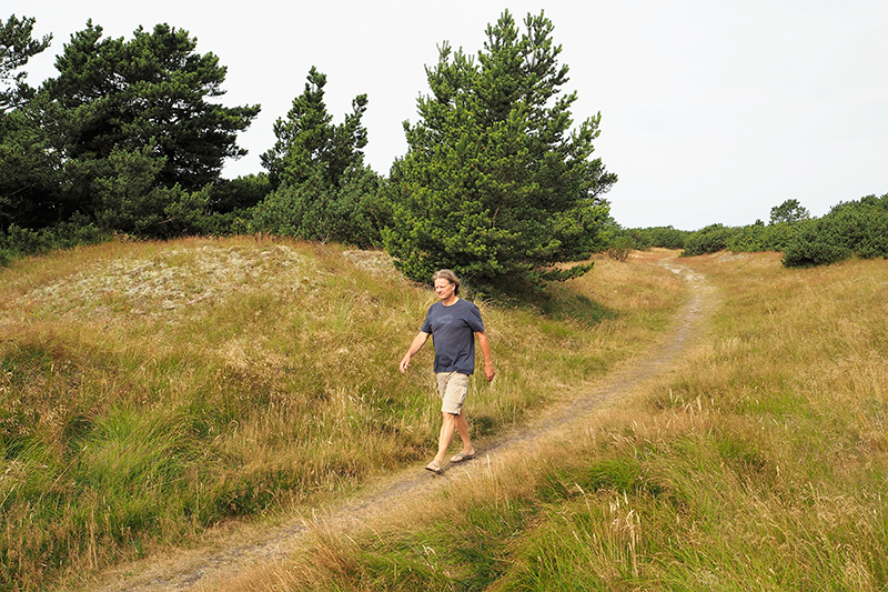 Hans Hedegaard Andersen nyder at gå ture i Fanøs natur.