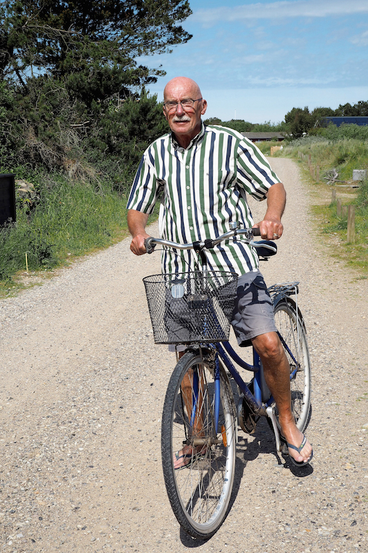 Børge Bottelet holder af at cykle rundt på Fanø, hvor han nu bor permanent i sit sommerhus.
