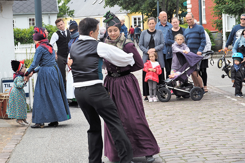 Dans i Gaderne i 2019. Foto: Keld Nissen.